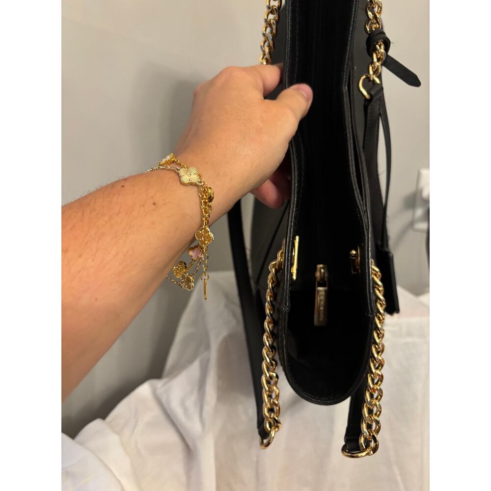 Michael Kors Jet Set Large Saffiano Leather Shoulder Tote - Black w/Gold chain - Picture 3 of 9